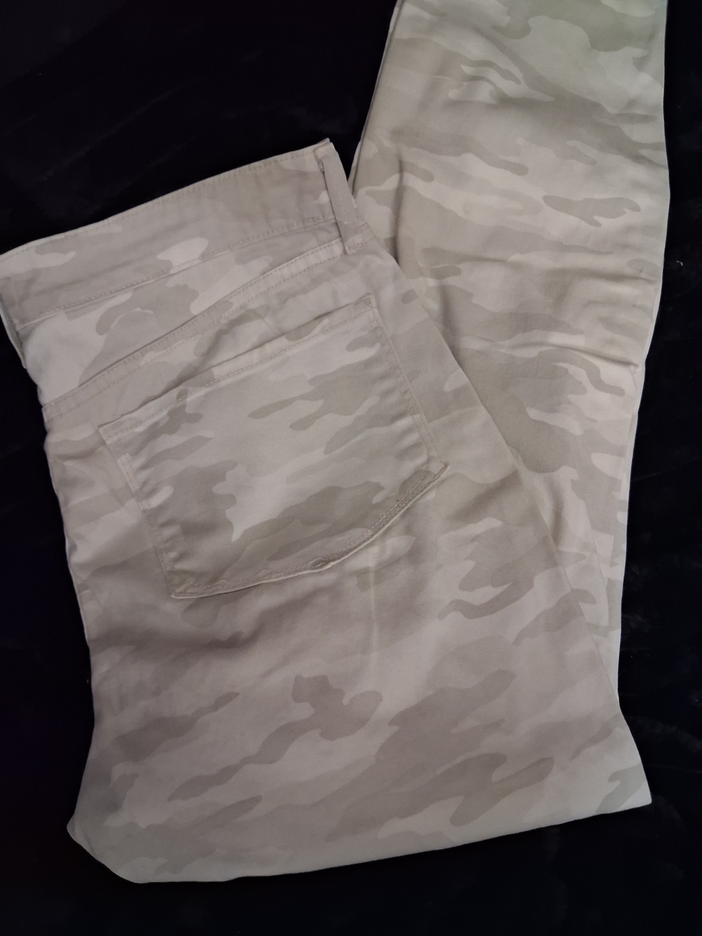 NYDJ Light Beige Camo Cropped Ankle Pants